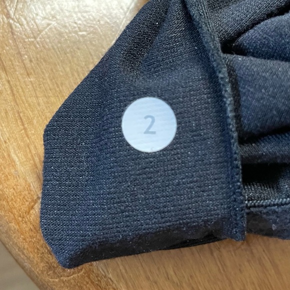 Lululemon tank - Picture 3 of 3